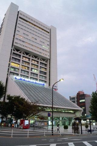 ガラガラサンプラザ。